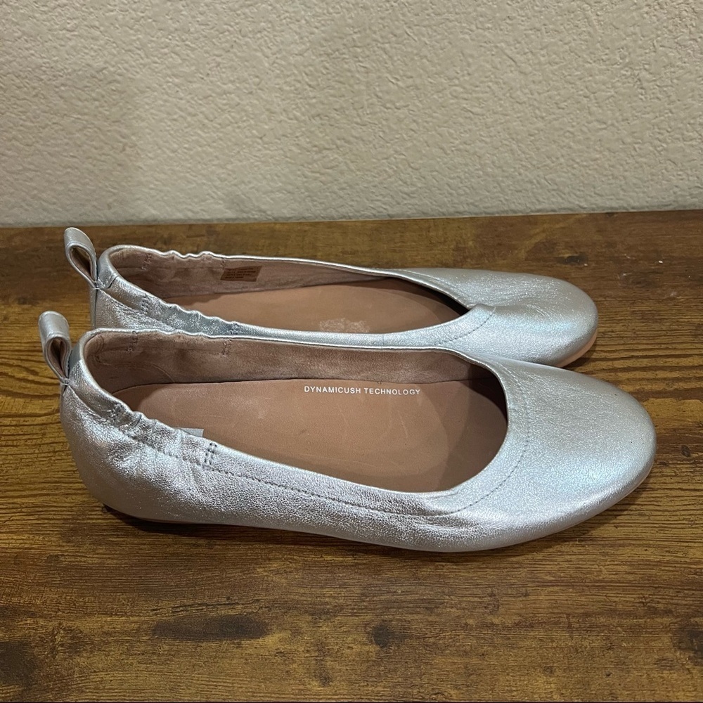 FitFlop Allegro Ballet Flat Shoes Women's Sz 7.5 Metallic Silver Leather Preppy